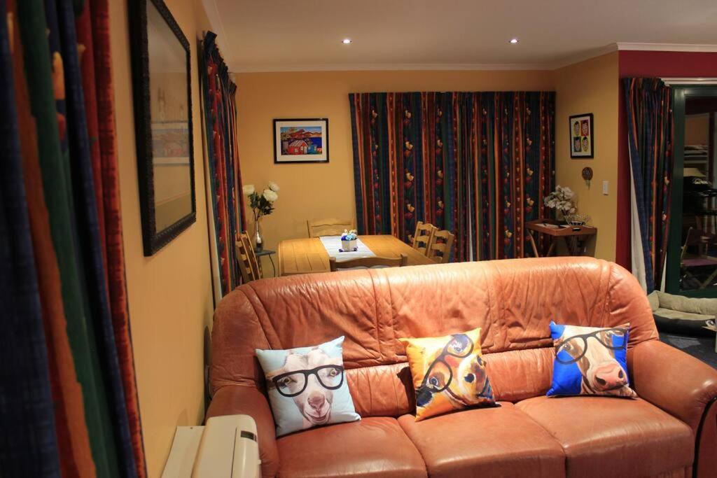 Popular Family And Pet Friendly Modern Cosy Bach Wifi Villa Hanmer Springs Exterior foto