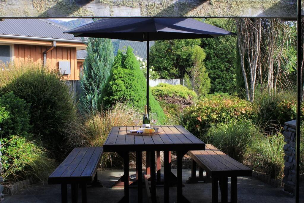 Popular Family And Pet Friendly Modern Cosy Bach Wifi Villa Hanmer Springs Exterior foto